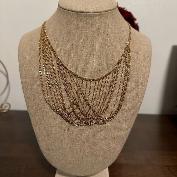 🆕 Vintage Sarah Coventry Gold Tone Multi Chain Drape Bib Necklace. - Picture 2 of 4